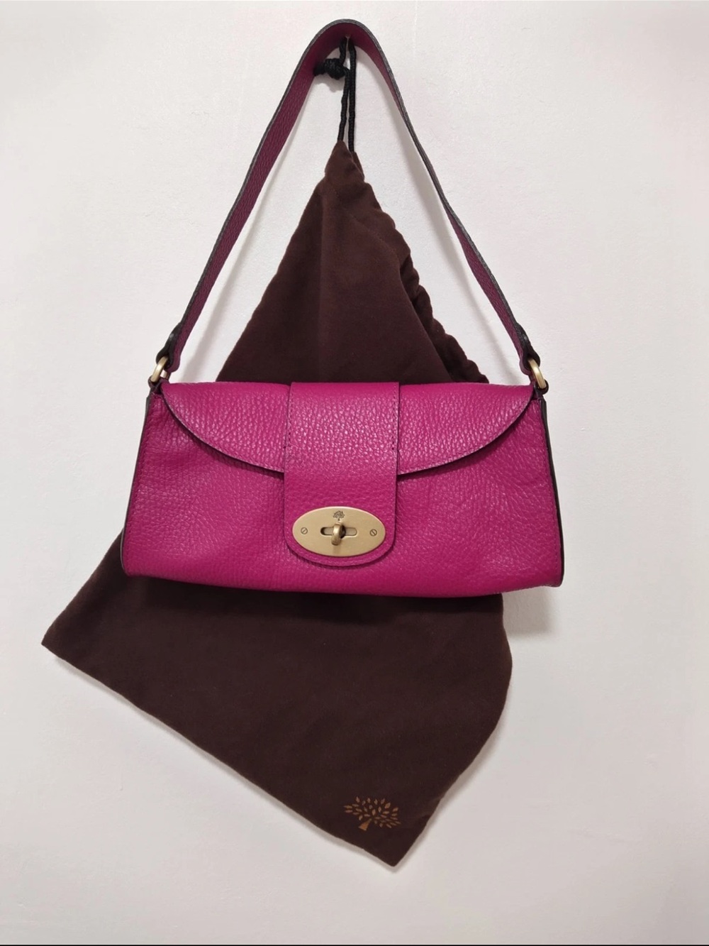 Mulberry Hot Pink Pebbled Leather Shoulder Bag with Gold Turnlock